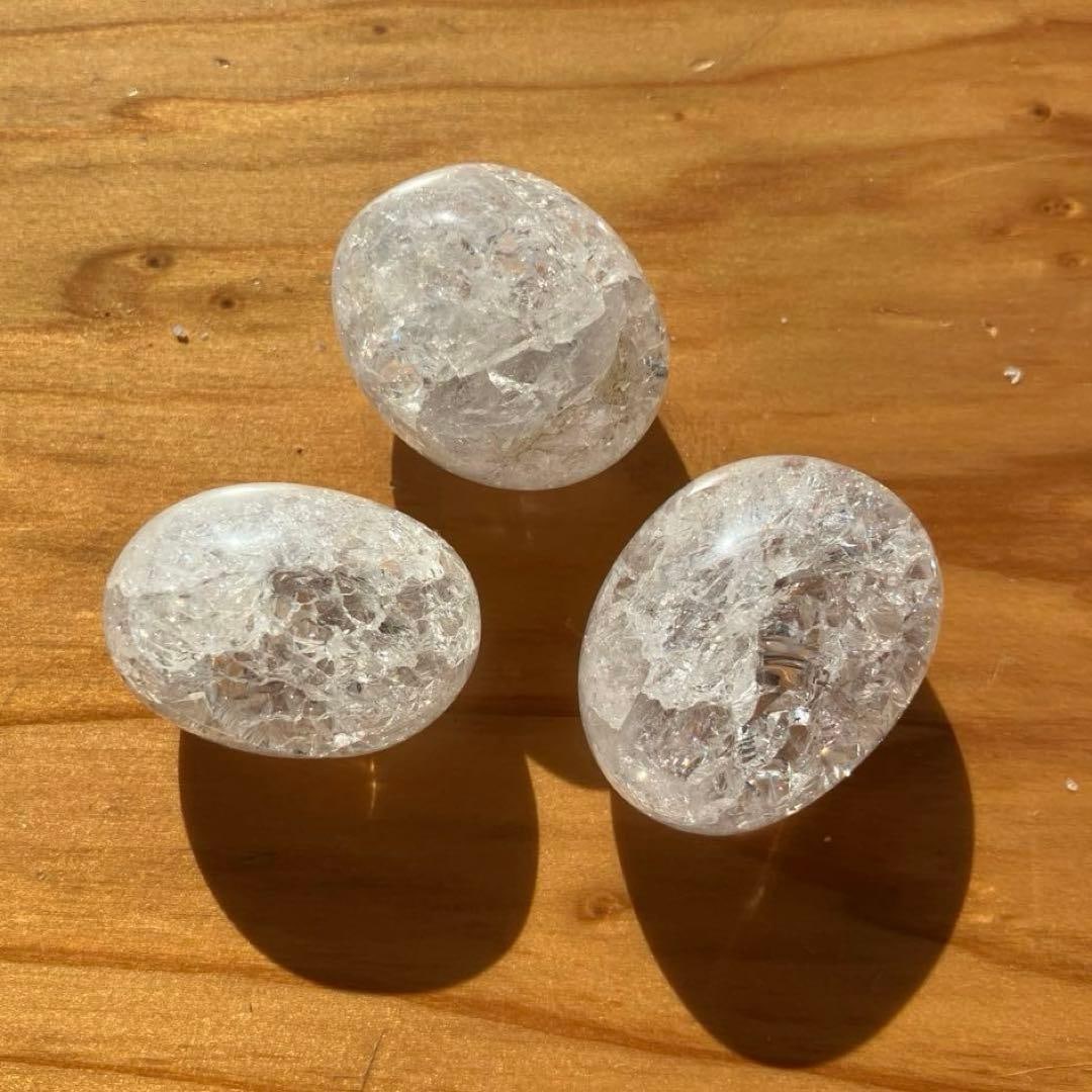 Set of 3 Polished Quartz Fragments: Set of 3 Polished Cracked Quartz Stones Natural stones may contain unique fissures, dents, chips, and inclusions. Colors may vary due to the shooting environment, exposure, your device, and lighting.