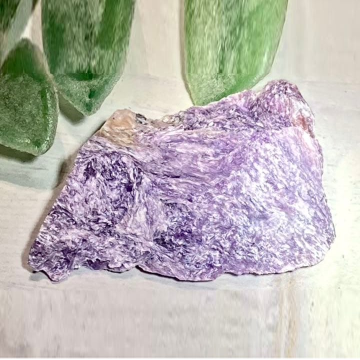 Chalcedony Lightweight Rough Stone (1 of 4)