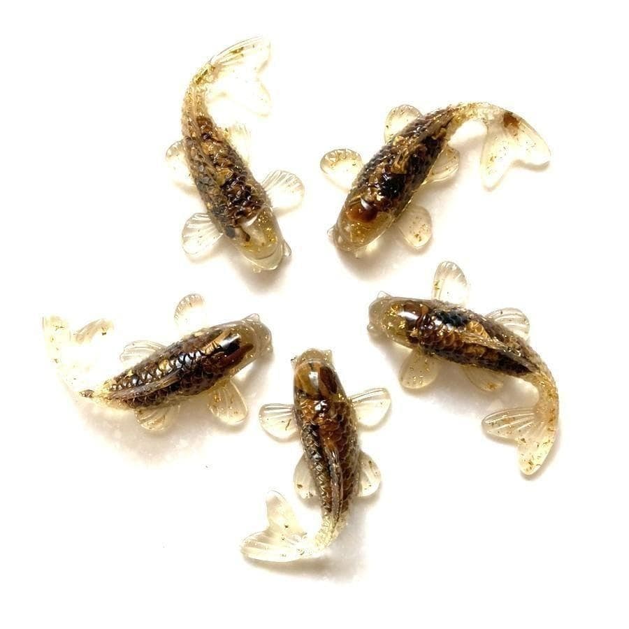 Five-Piece Set of Good Luck Energy Stones: Five-Piece Set of Good Luck Energy Stones: Koi Fish (Nishikigoi) Design, Tiger's Eye Stone, Symbolizing Wealth and Prosperity Please note that due to the inherent characteristics of the materials,