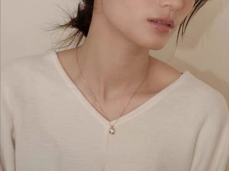 18K Gold Diamond Necklace (1 of 4)