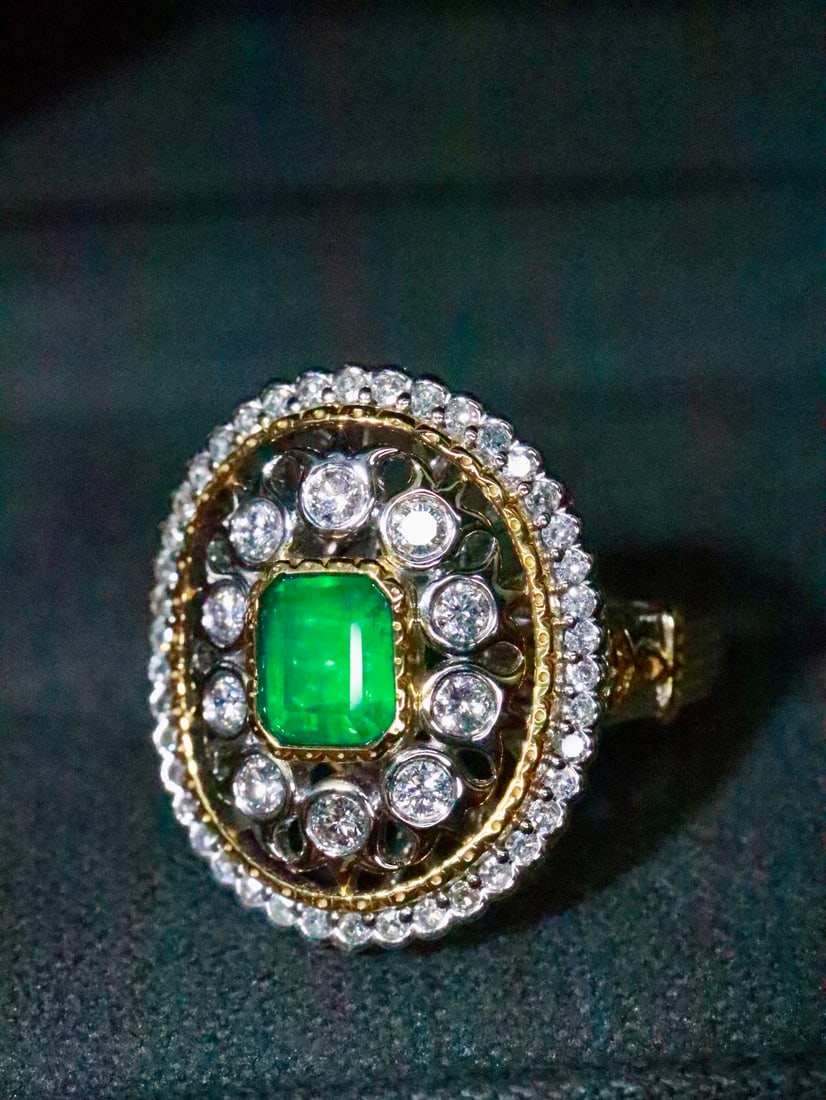 Natural Emerald Ring - 2
