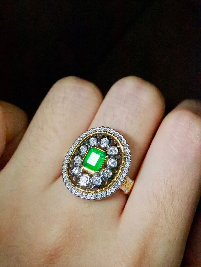 Natural Emerald Ring - 5