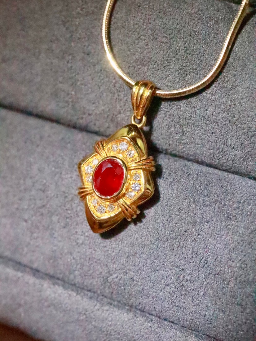 18K Gold Ruby Pendant - 4