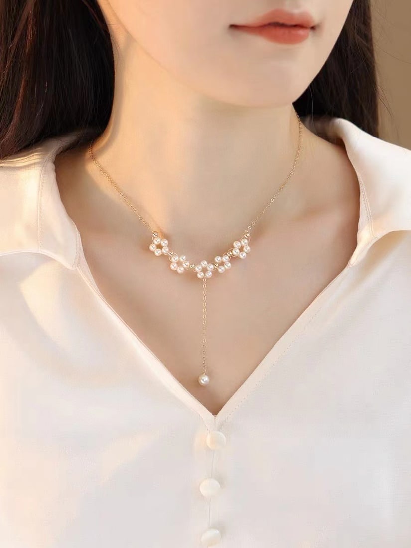Natural Pearl Necklace (1 of 3)