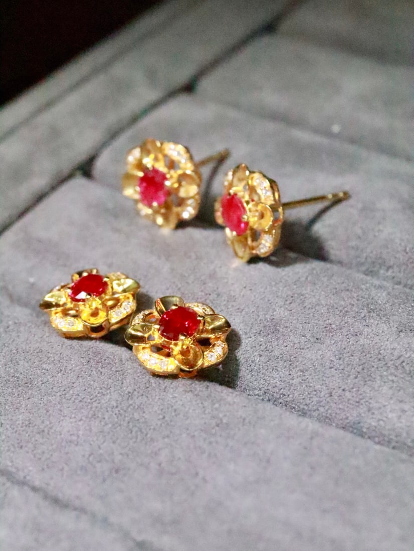 18K Gold Ruby Earrings - 3