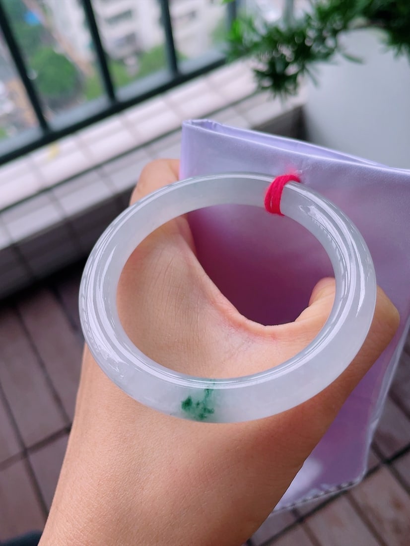Ice Floating Flower Round Bangle - 8