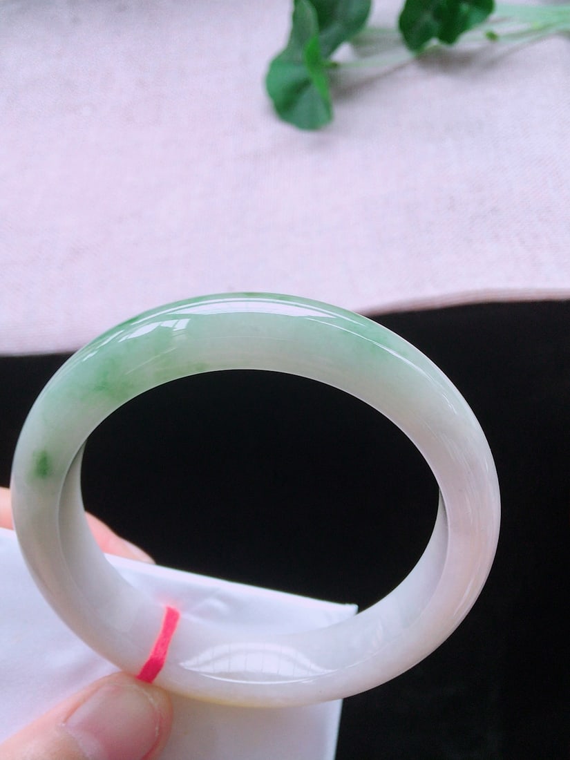 Jadeite bangle - 4