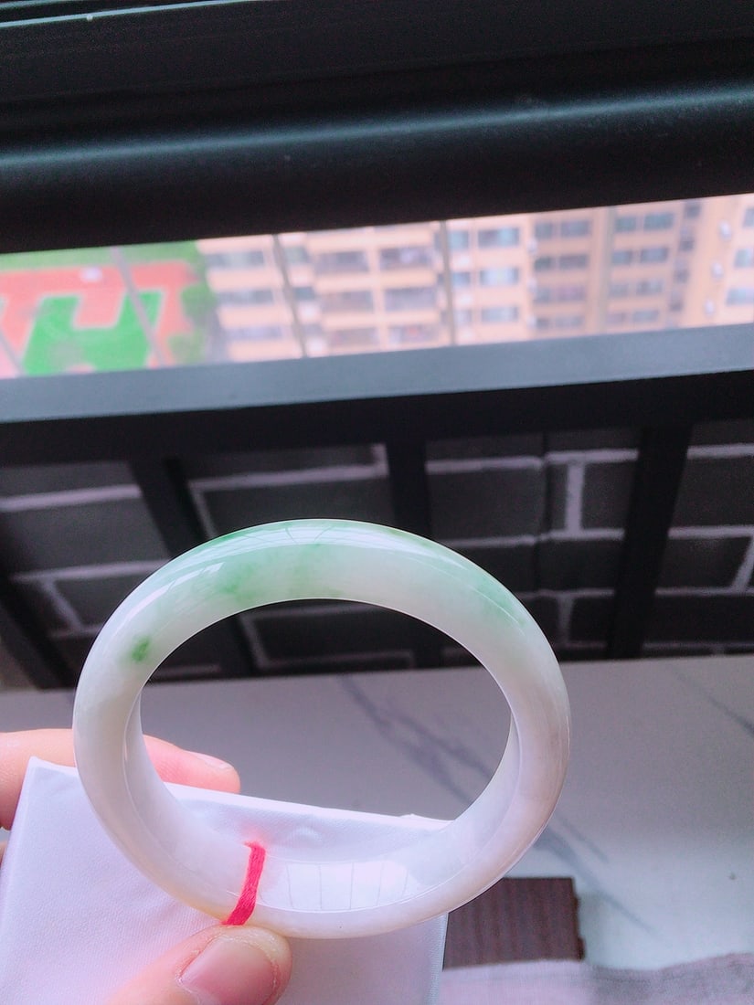 Jadeite bangle - 8