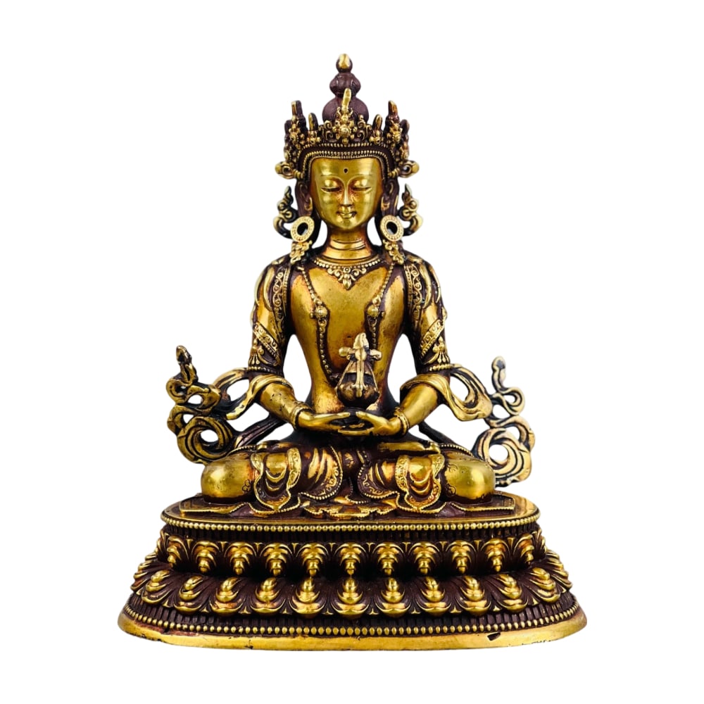 Ming Dynasty Gilt Bronze Tibetan Buddha: This Ming Dynasty gilt bronze Tibetan Buddha features a well-proportioned form and excellent condition. The craftsmanship is exquisite, with a naturally thick patina, showcasing the superb artistry