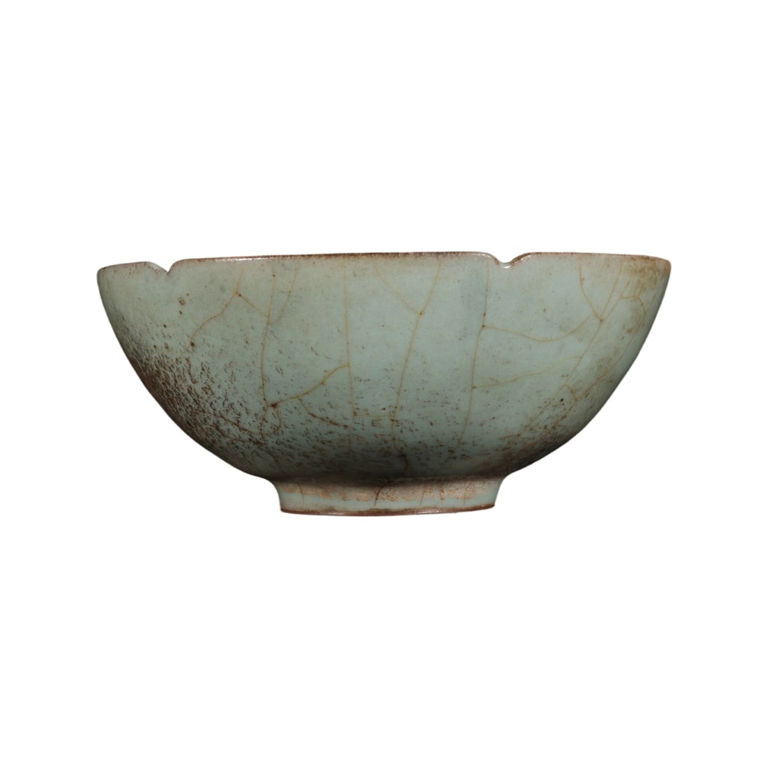 Southern Song Dynasty Guan Kiln Celadon Glazed Bowl with Lobed Rim (1 of 10)