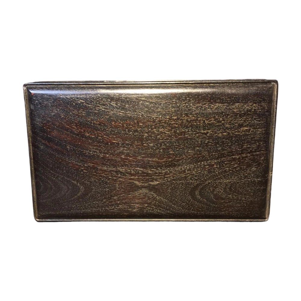 Zitan Box with Gold Star: This Zitan box is renowned for its unique gold star pattern, showcasing the natural beauty of the wood. The box's design is simple yet elegant, suitable for collection or practical use. The Zitan