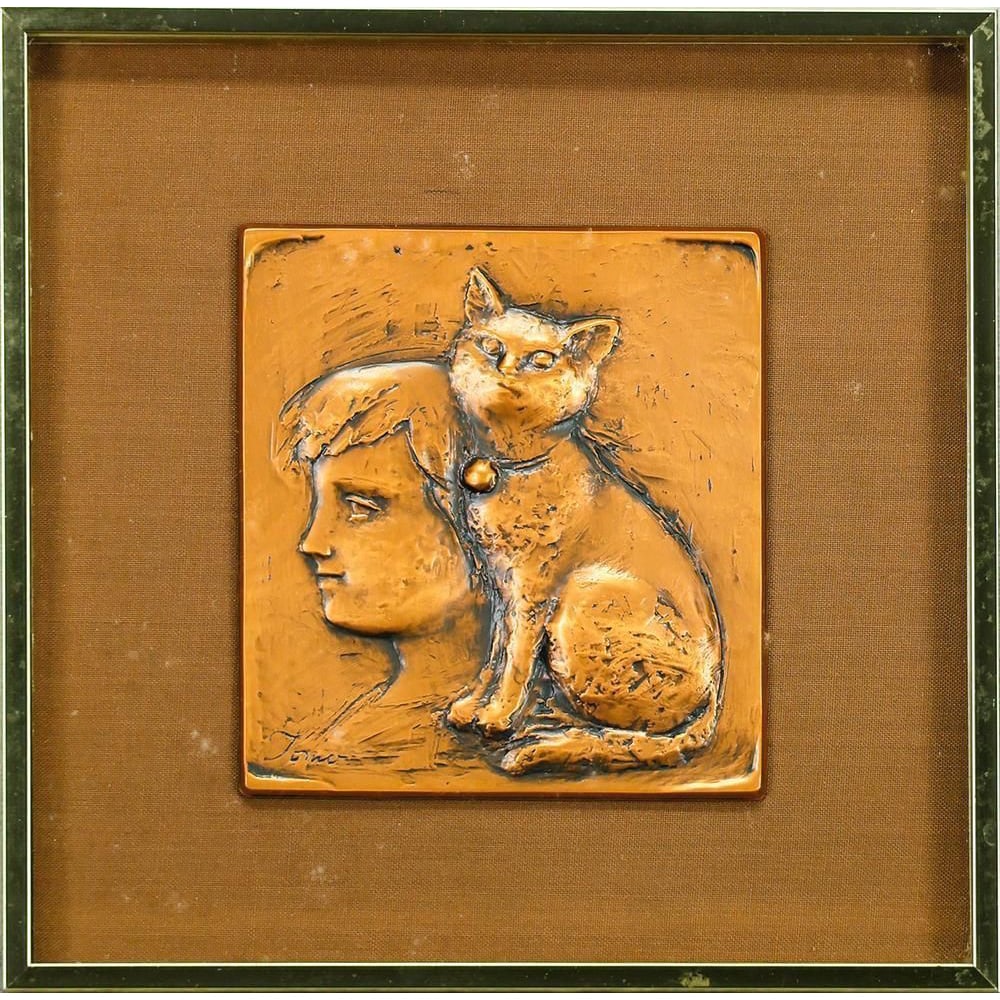 Charming Cat and Girl Bronze Relief: Title Signed Bronze Relief: Charming Cat and Girl Description Signed Outer Box Craft: Bronze Relief Artwork Dimensions: 11.5 x 10.5 cm Condition: Overall Good Frame Dimensions: 20.5 x 20.5 cm Frame Co