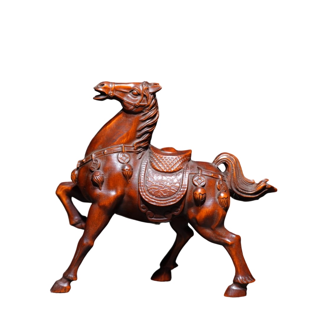 Boxwood 'Ma Shang Fa Cai' Ornament: This boxwood 'Ma Shang Fa Cai' ornament is exquisitely crafted with fine wood texture and warm color. The carving lines are smooth, symbolizing good fortune, making it a rare collectible piece. (Lengt