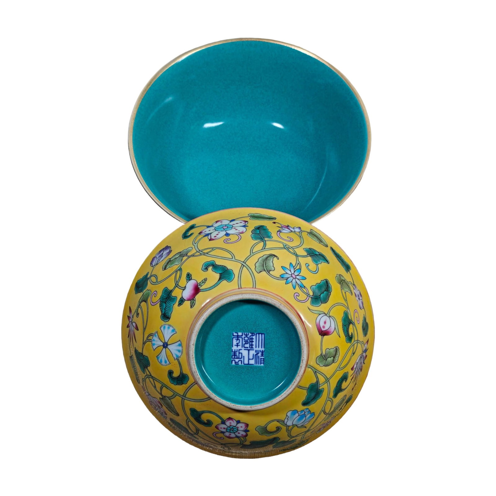 Qing Dynasty Yongzheng Enamel Bowl Pair: This pair of enamel bowls from the Yongzheng period of the Qing Dynasty showcases exquisite craftsmanship and vibrant colors, reflecting the high level of porcelain-making skills of the time. The bowl