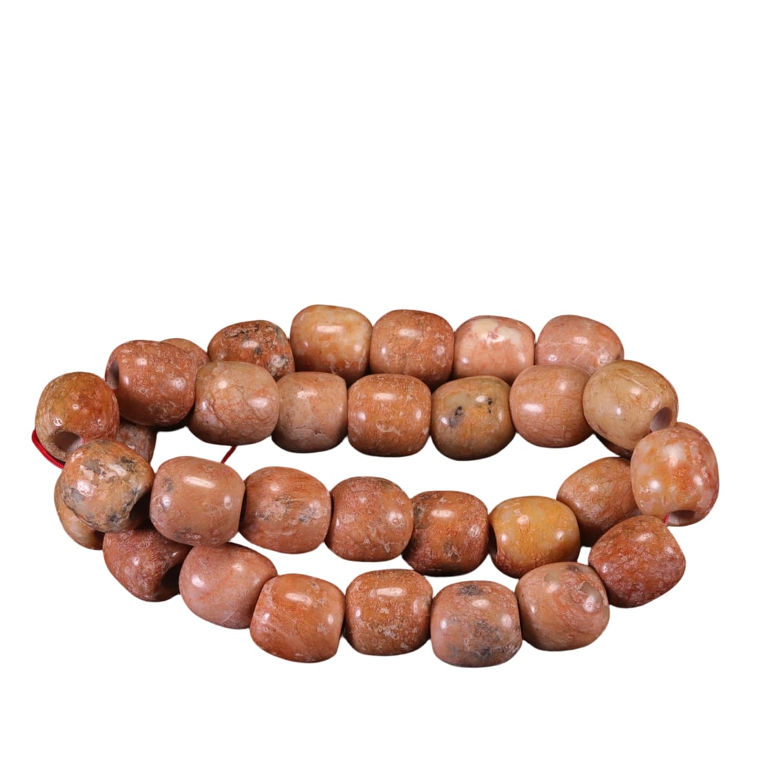 Jade Cultural Necklace: This jade cultural necklace showcases exquisite craftsmanship, with each jade bead having a diameter of 1.7 cm and a total weight of 213 grams. The jade's texture is delicate, and its color is warm,