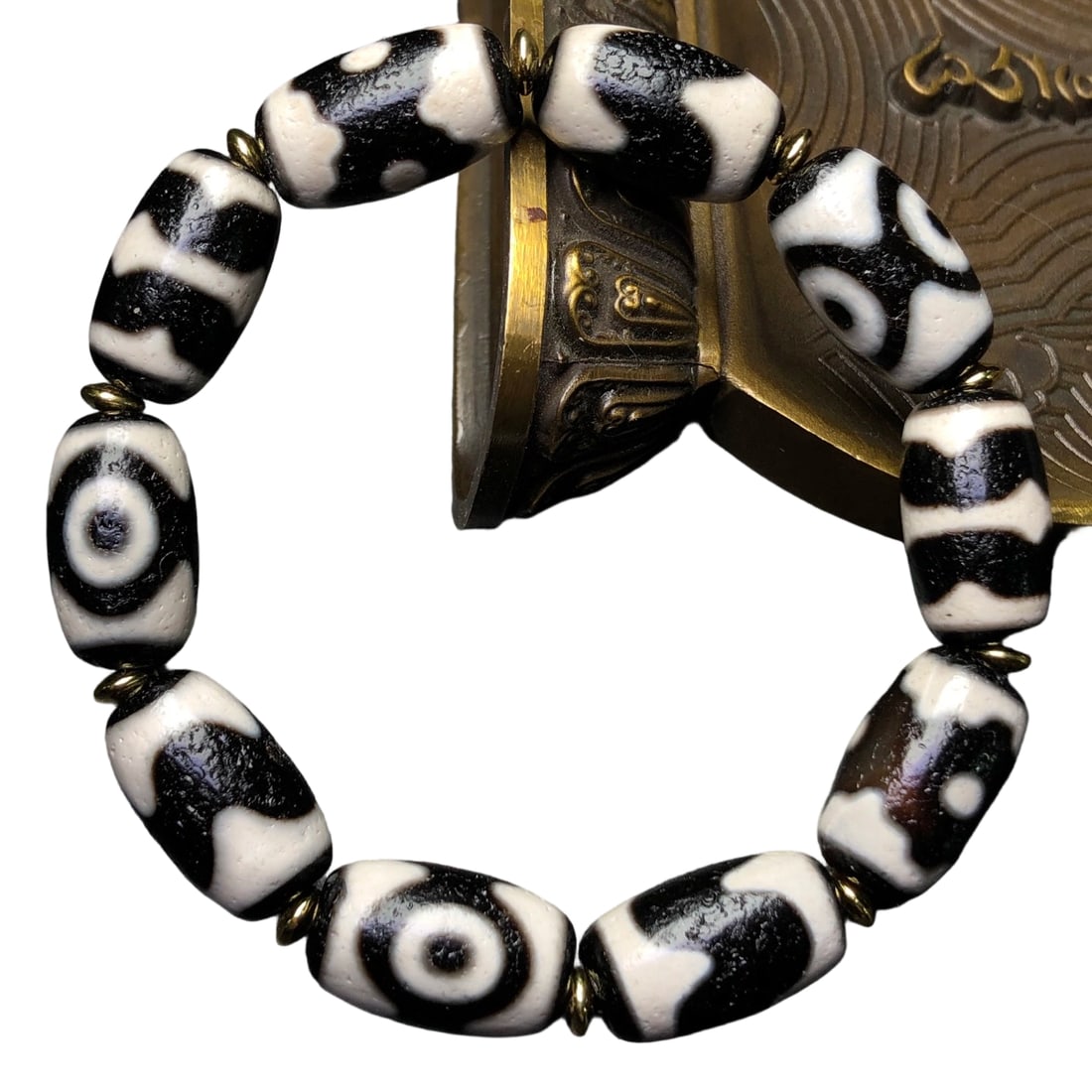 Old Material High-Oil Patina Multi-Treasure Dzi Bead Bracelet (1 of 10)