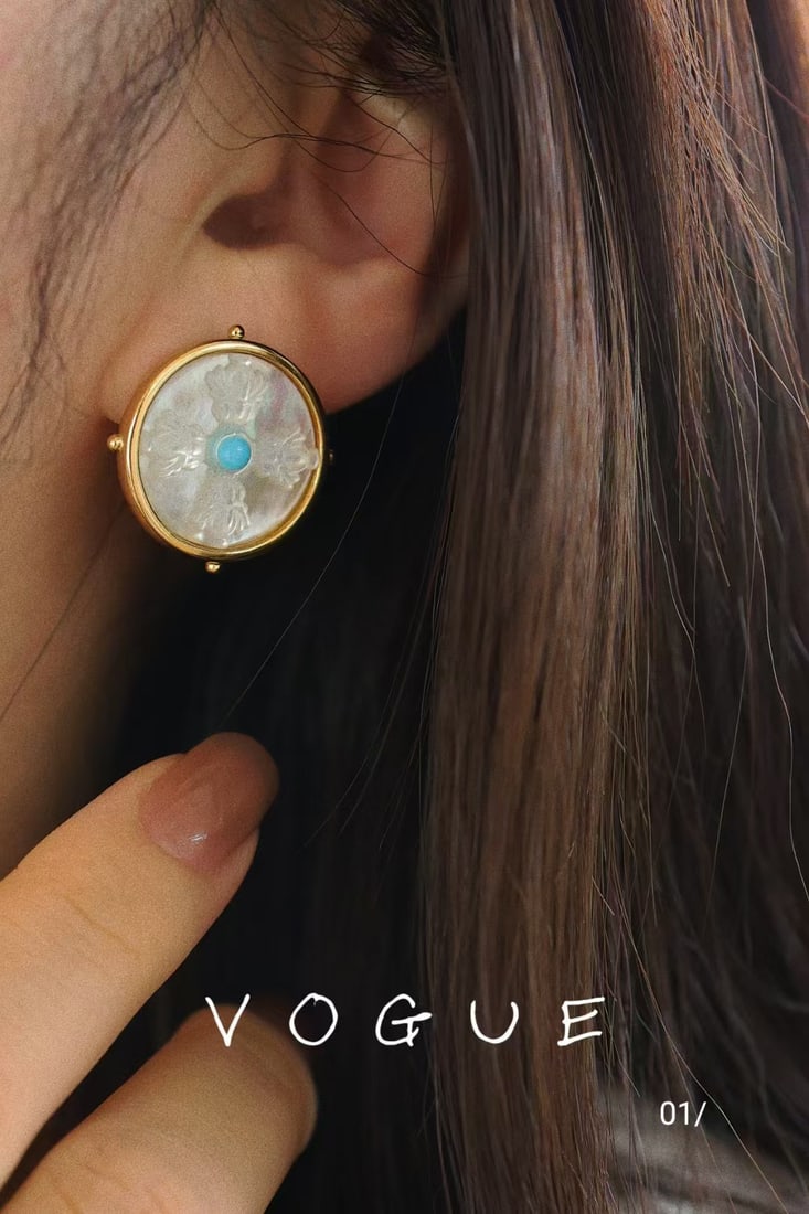 S925 Silver Natural Turquoise and White Mother-of-Pearl Earrings: These earrings are inspired by exquisite Tibetan design, combining the elegance of natural turquoise and white mother-of-pearl. The intricate relief craftsmanship showcases unique ethnic charm, enhanc
