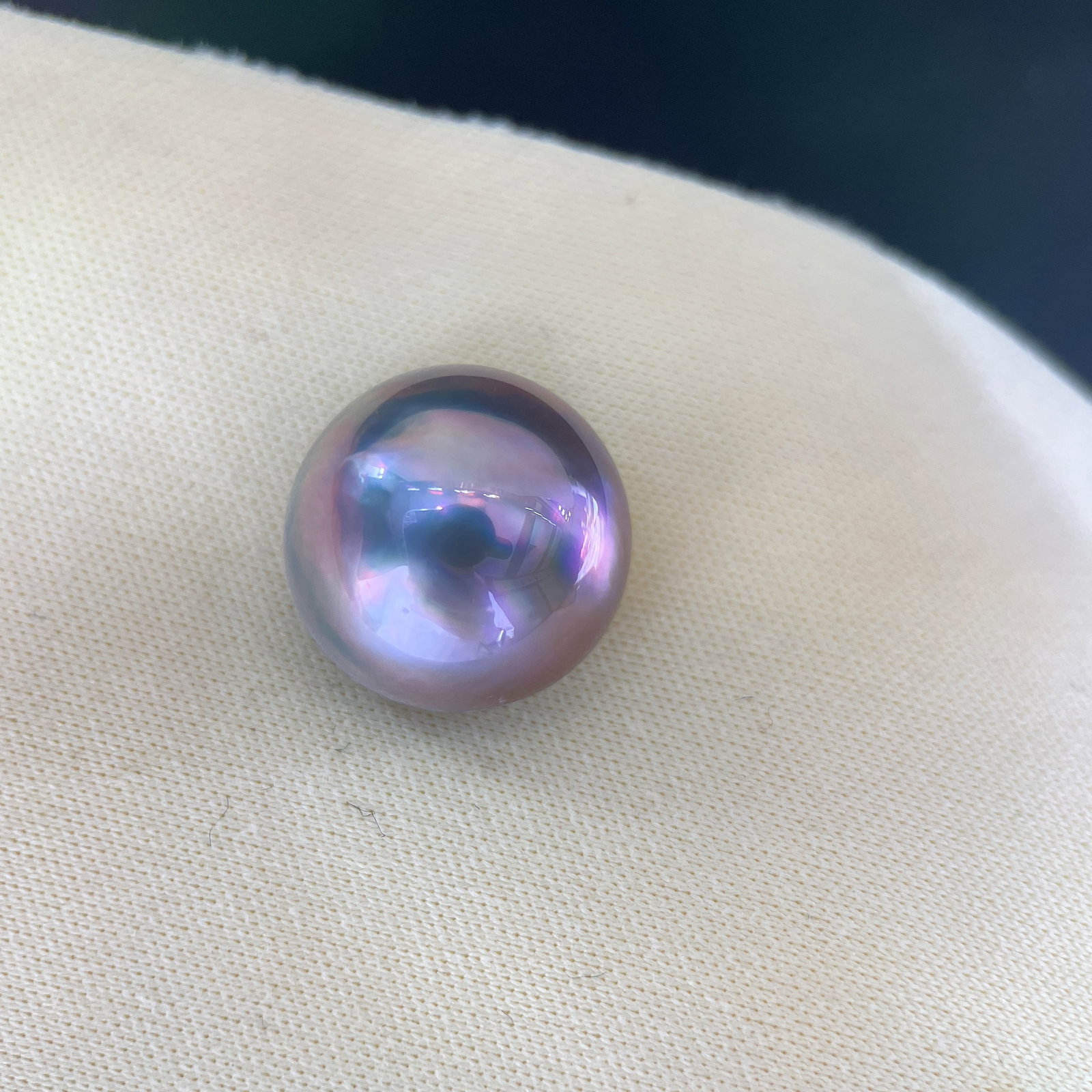 Natural Strong Luster Mabe Pearl (1 of 7)