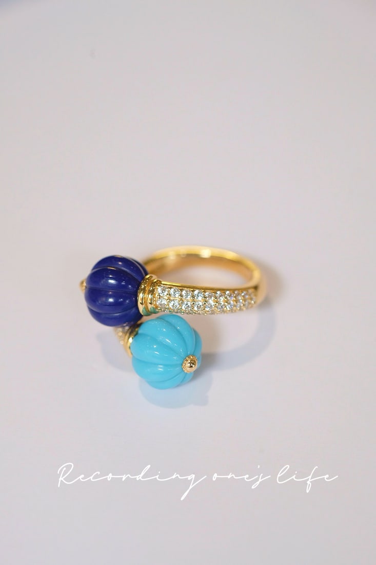 Crystal Diamond Ring: This crystal diamond ring showcases unique charm with its exquisite design and noble materials. The crystal pumpkin beads on the ring symbolize double blessings, carrying profound meaning. The full