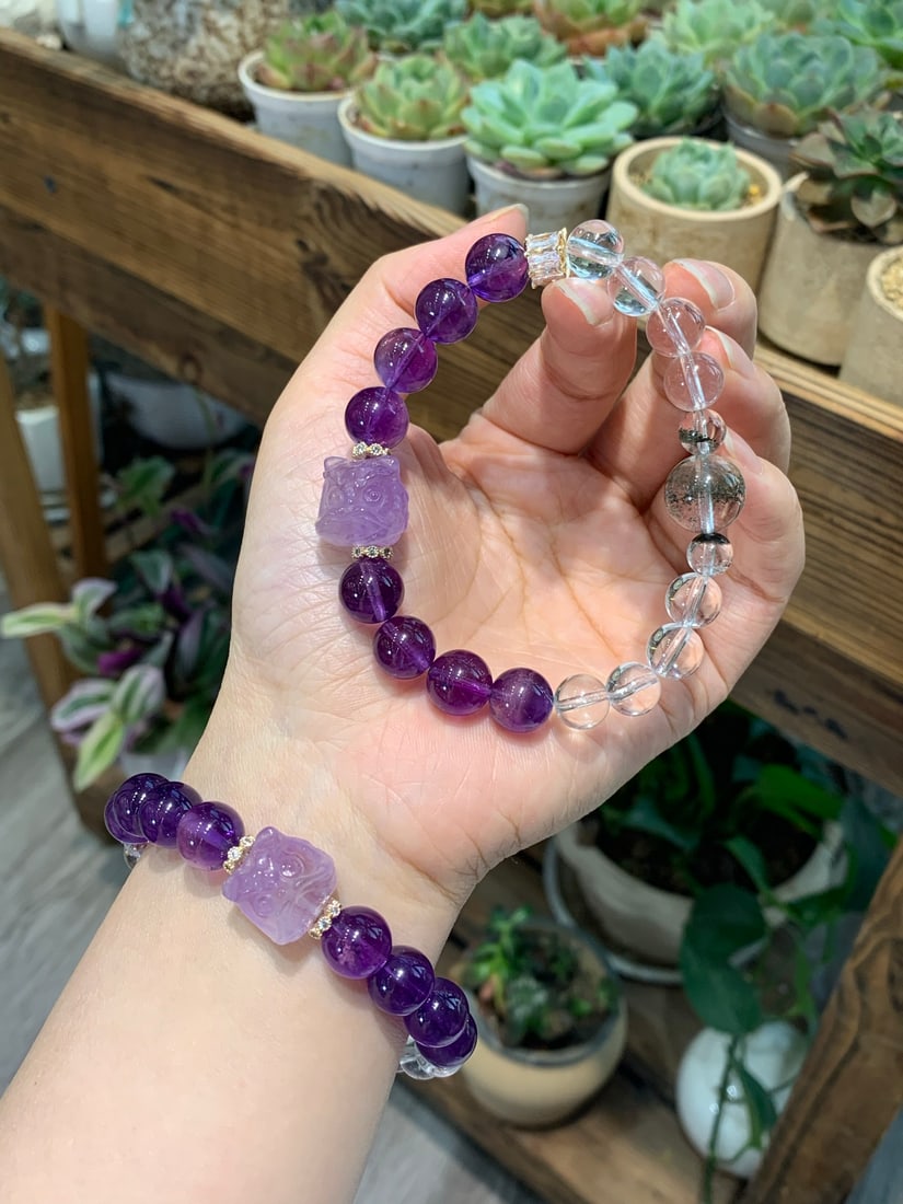 Natural Amethyst Bracelet (1 of 2)