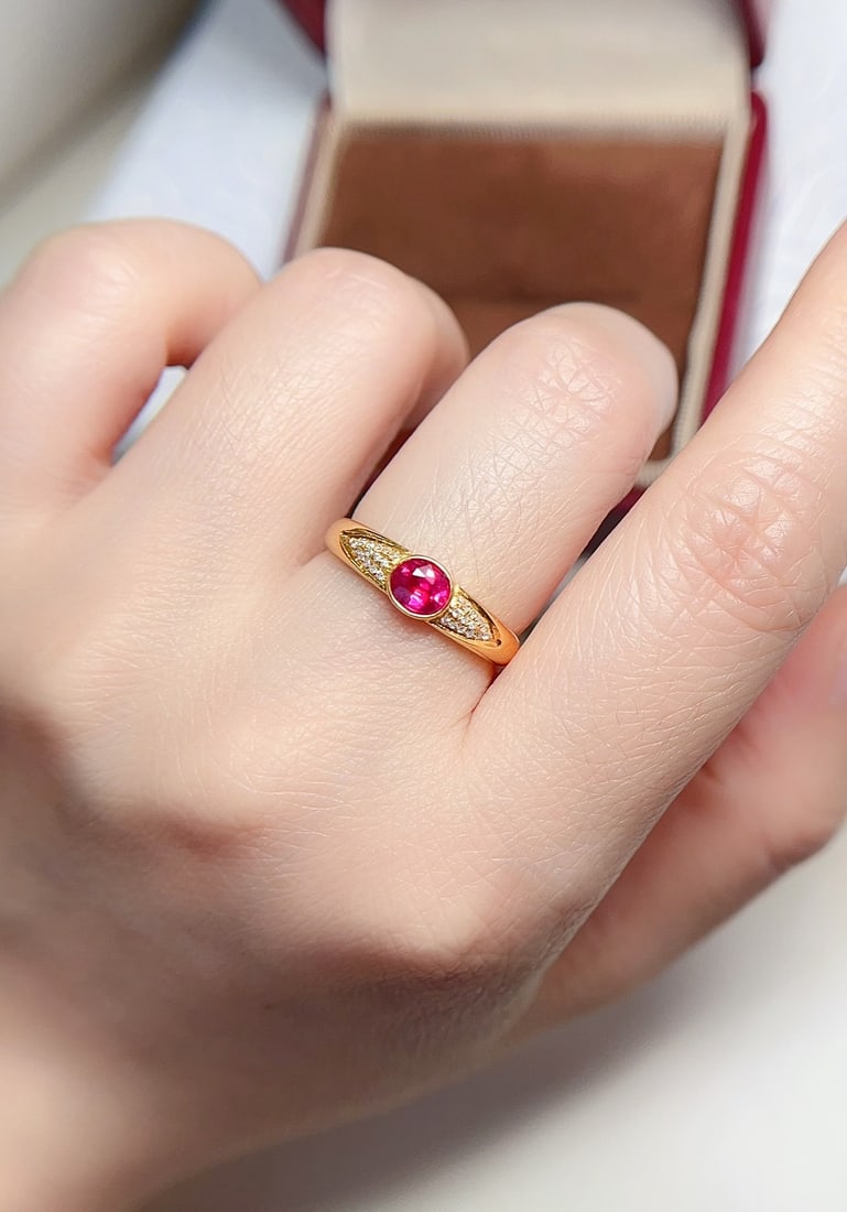 18K Gold Ruby Ring - 5