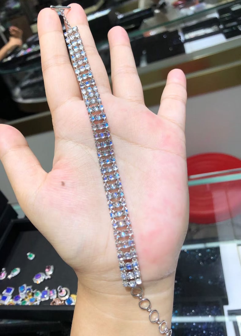Natural Moonstone Bracelet (1 of 1)