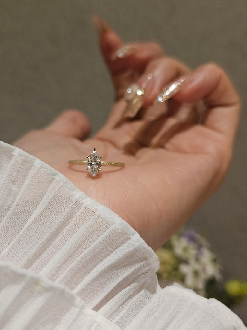 18K Gold High-Quality Lab-Grown Diamond Ring (1 of 7)