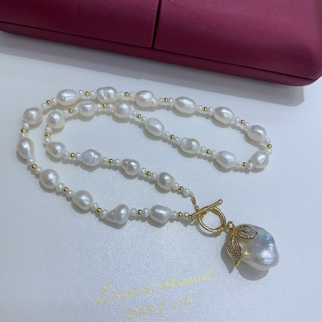 Natural Baroque Pearl Necklace (1 of 6)