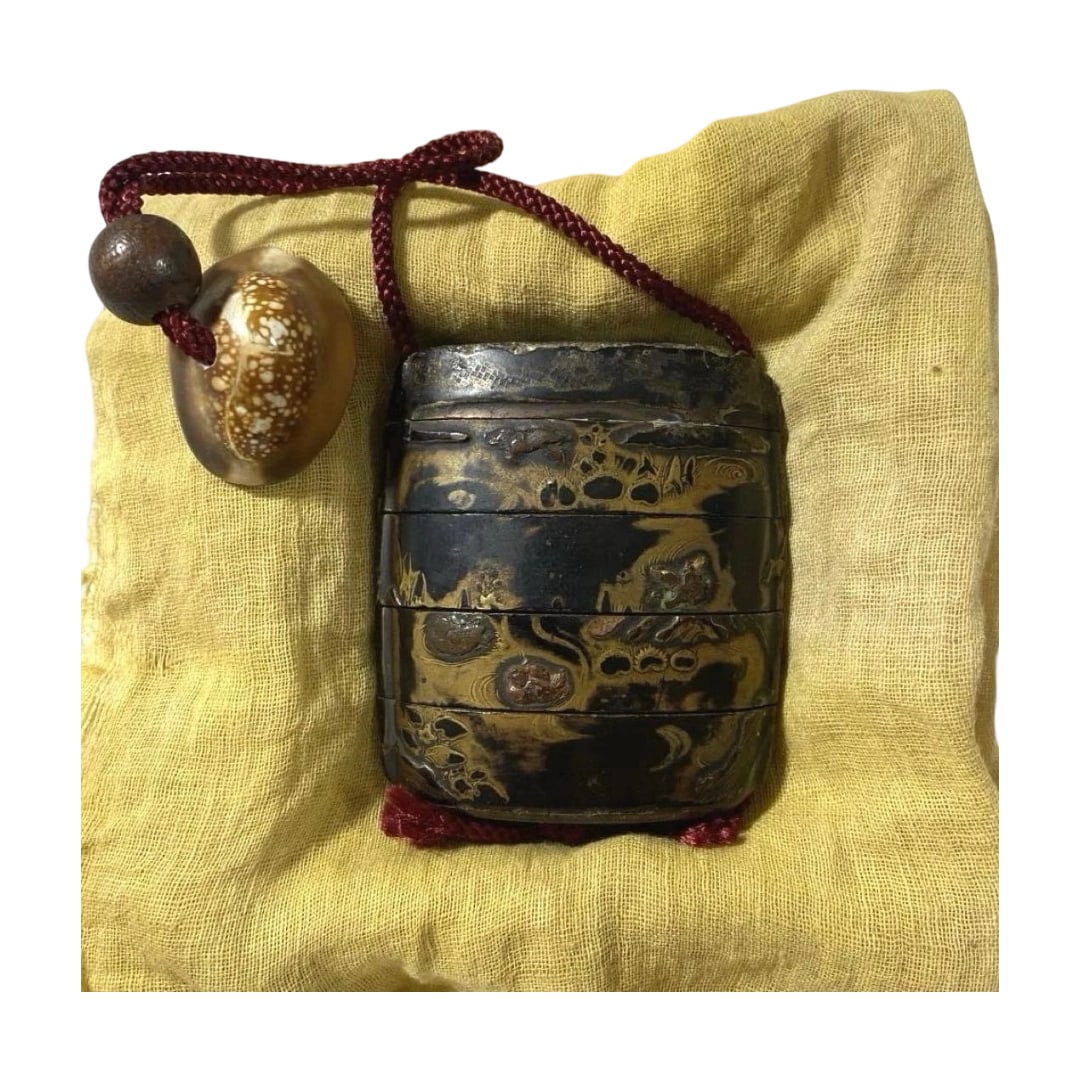 A-4 Inro, Netsuke, Kinmakie, Lacquer Art, Lacquerware (1 of 20)