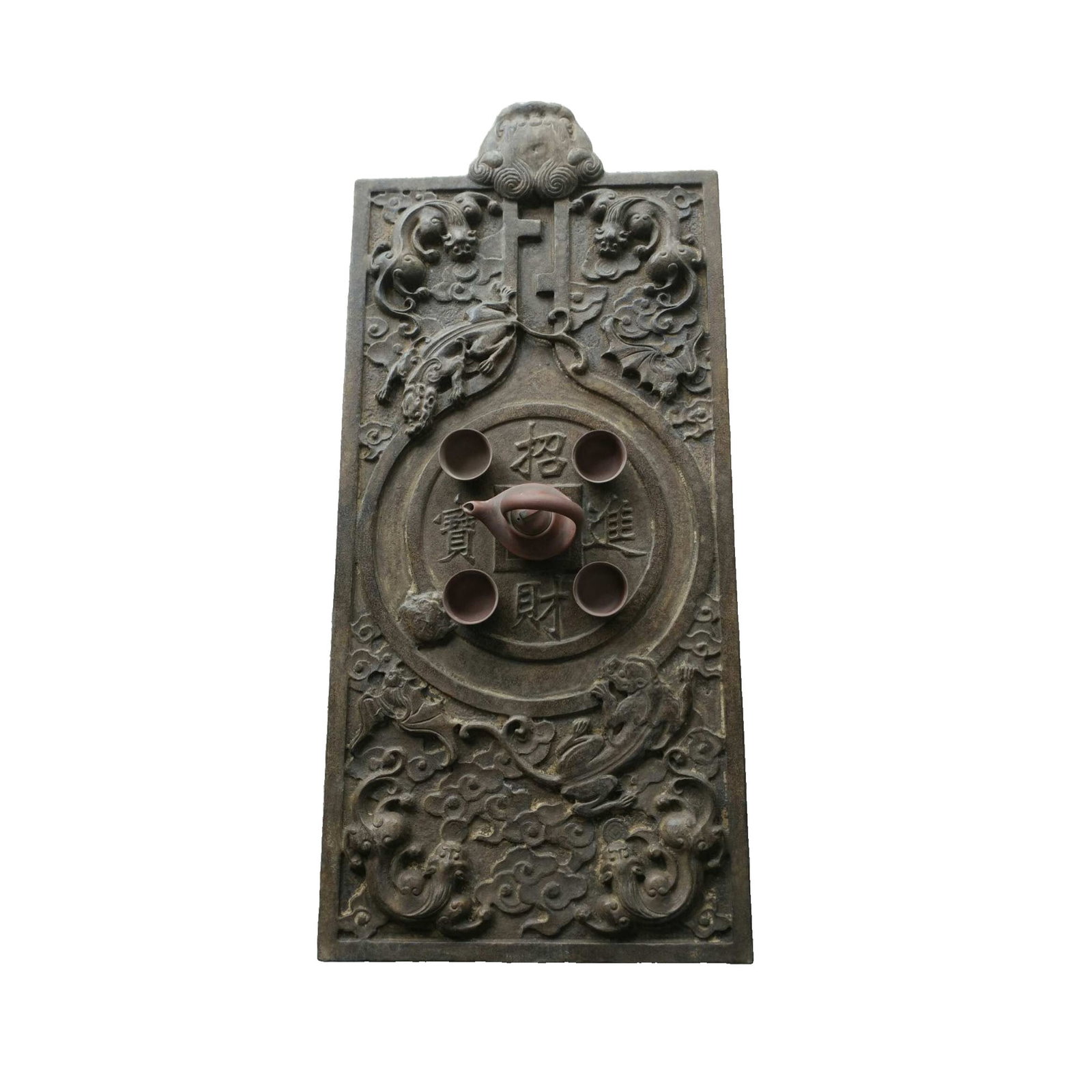 Qing Stone Heavy Object with Chidragon Pattern: This Qing stone heavy object features a chidragon pattern, exuding a grand aura that symbolizes smoothness and success in one's career. The image of the chidragon signifies prosperous business and