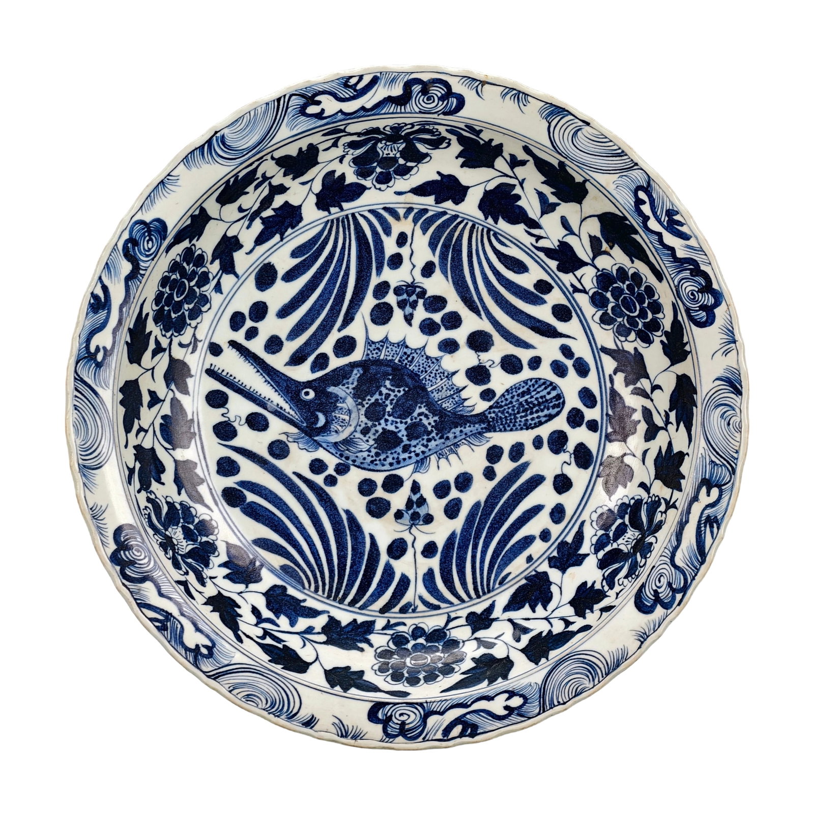 Ming Dynasty Xuande Period Blue and White Openwork Plate with Water Grass and Perch Pattern: This plate features exquisite craftsmanship with a fresh and sparse blue and white decoration, characterized by smooth brushwork. The water grass and perch pattern symbolizes 'abundance and wealth', m