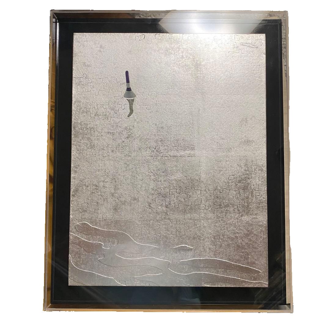 Modern Artist Artwork: A work of art by a contemporary artist. This is a piece of art by a contemporary artist. The artwork is housed in an exquisite paulownia wood box. Freight: 1.International Freight: Foreign shipping ch