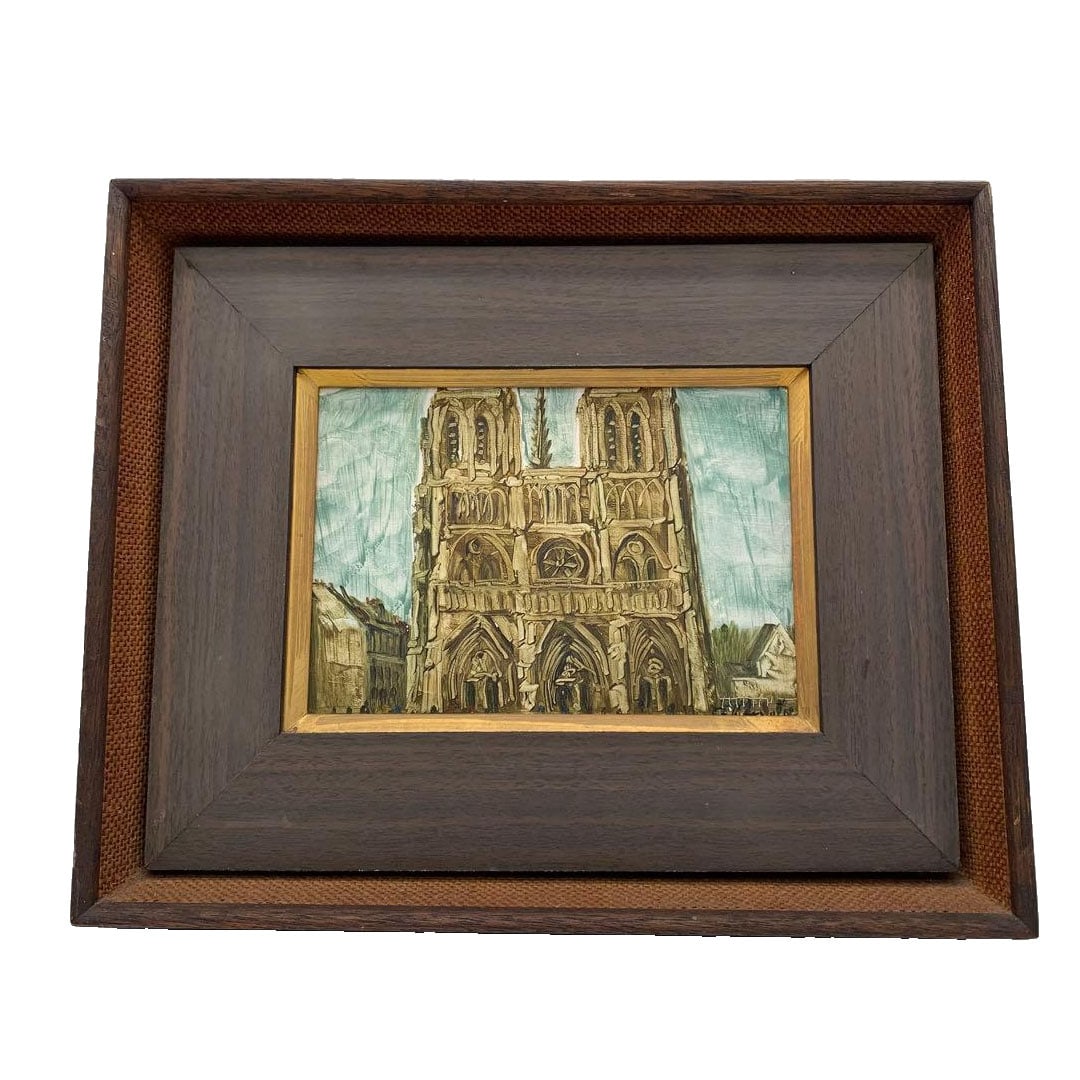 Notre-Dame de Paris painting mounting artwork.: This is a painting themed on the Notre-Dame Cathedral in Paris, mounted in a substantial wooden frame. - Theme: Notre-Dame Cathedral, Paris - Technique: Oil painting - Frame Material: Wood - Frame Dec