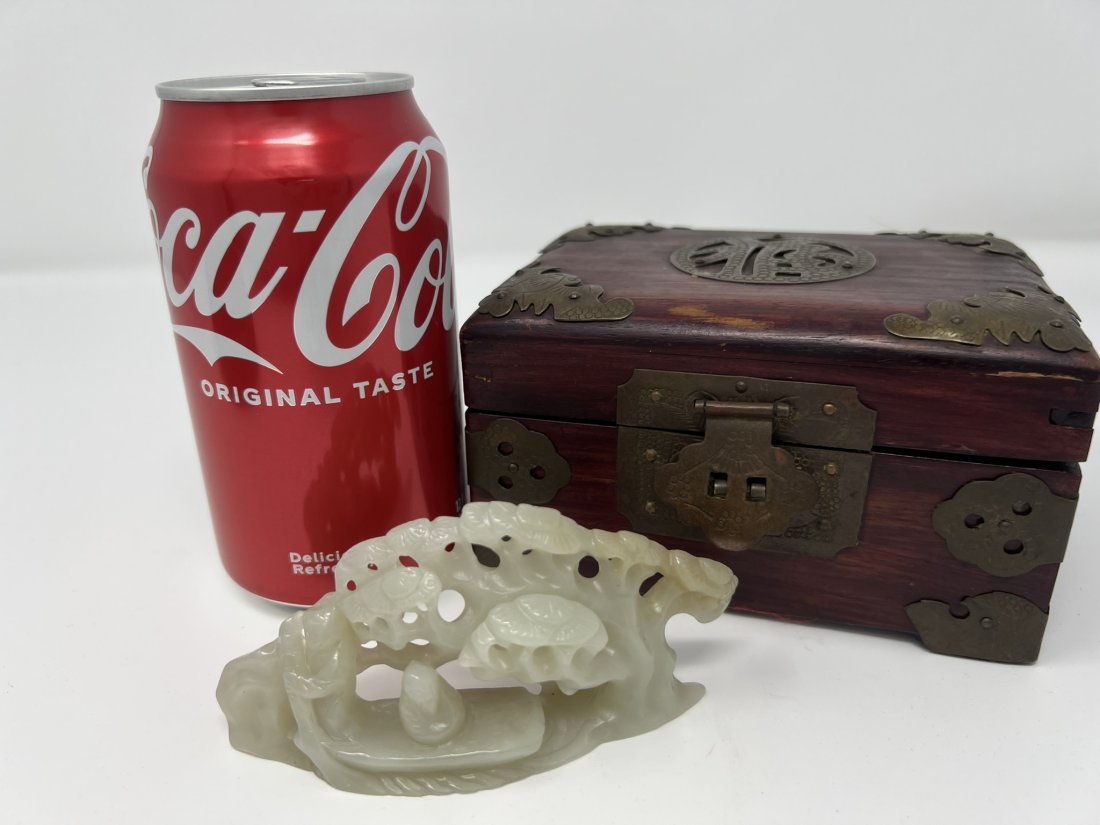 Chinese White Jade Carving w/Wood Box (1 of 10)