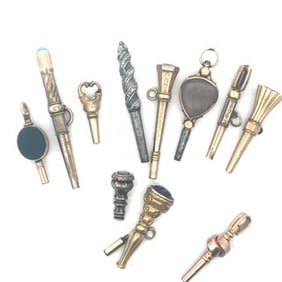 LOT OF 11 ANTIQUE GOLD, GOLD FILLED, AND SILVER WATCH KEYS