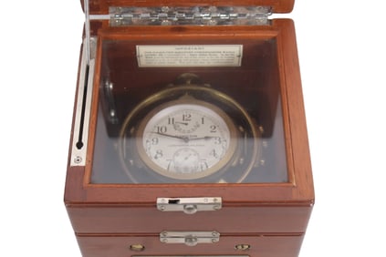 HAMILTON MODEL 22 U.S. NAVY SHIPS CHRONOMETER, CIRCA 1942