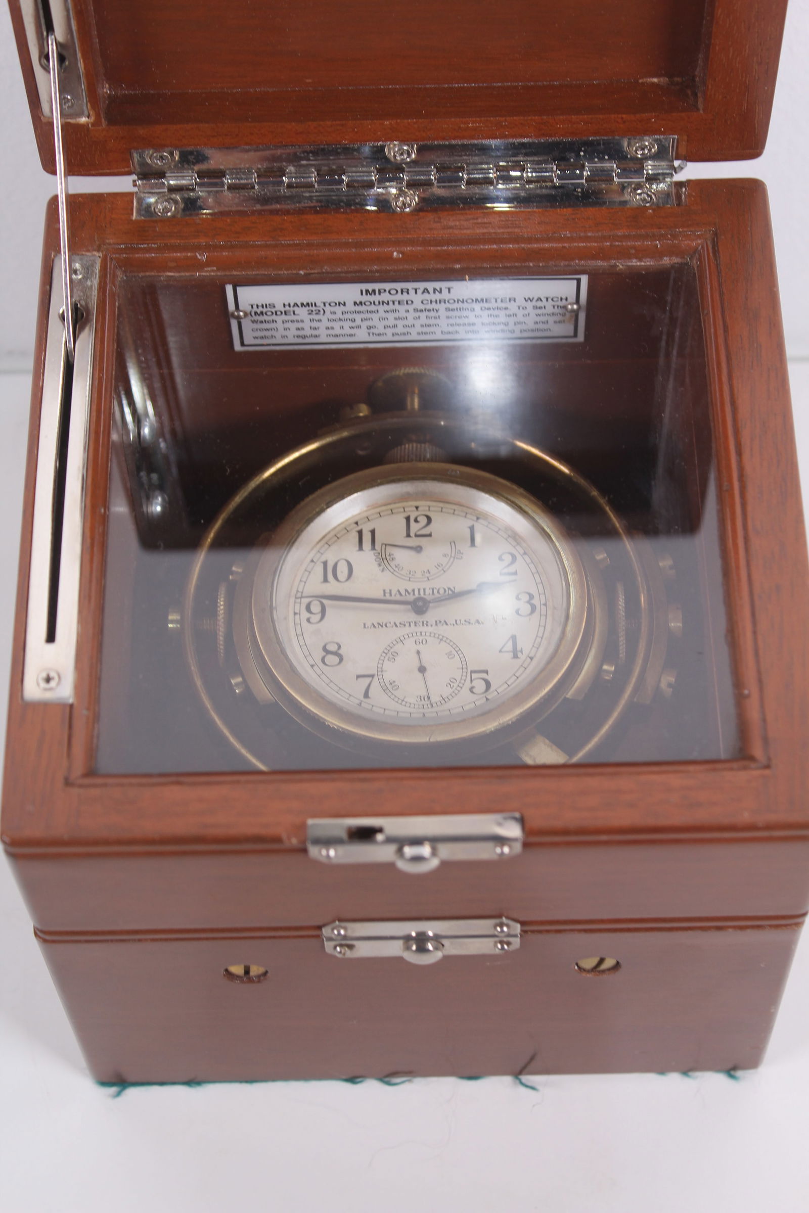 HAMILTON MODEL 22 U.S. NAVY SHIPS CHRONOMETER, CIRCA 1942 (1 of 12)