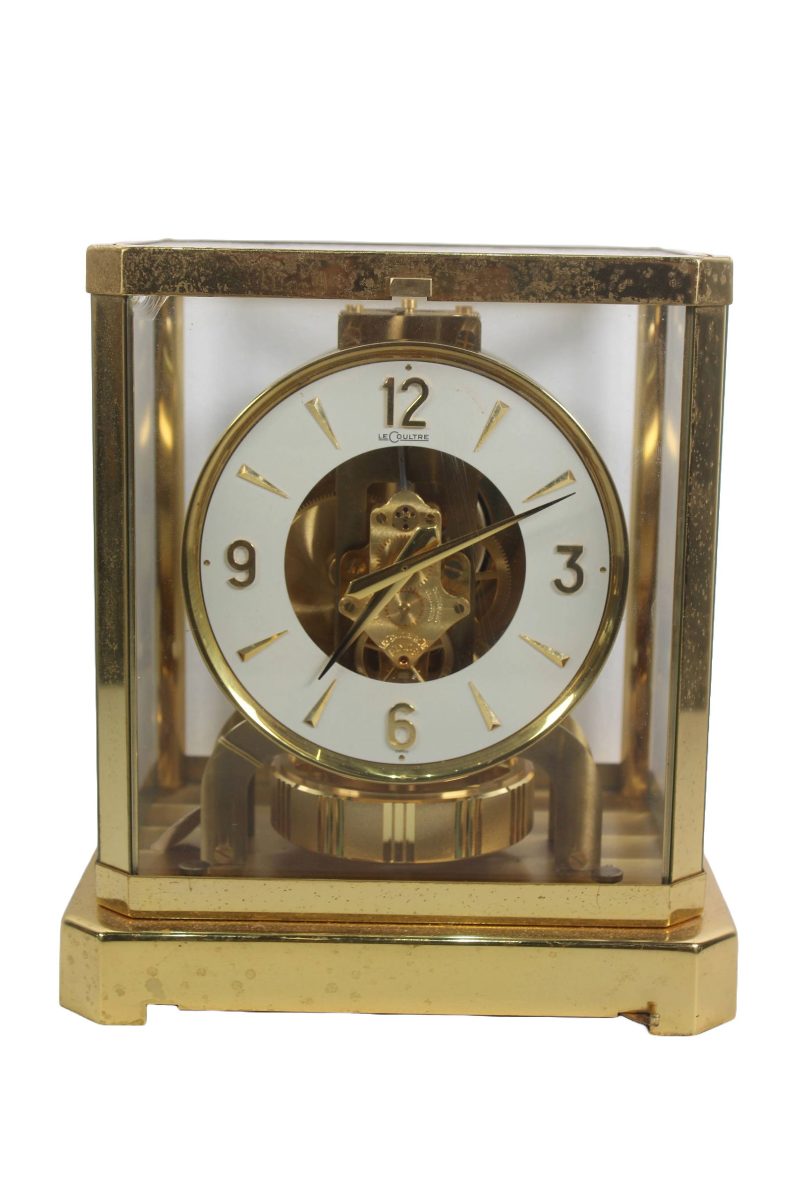 LE COULTRE ATMOS PERPETUAL MOTION CLOCK, REF. 528-8, CIRCA 1968: LeCoultre Atmos Perpetual Motion Reference 528-8 Clock has a 15 jewel movement and the clock winds by the expansion and contraction of the bellows based on barometric pressure changes. The clock is in