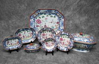 19 PIECES 18-19TH CHINESE FAMILLE ROSE PORCELAIN