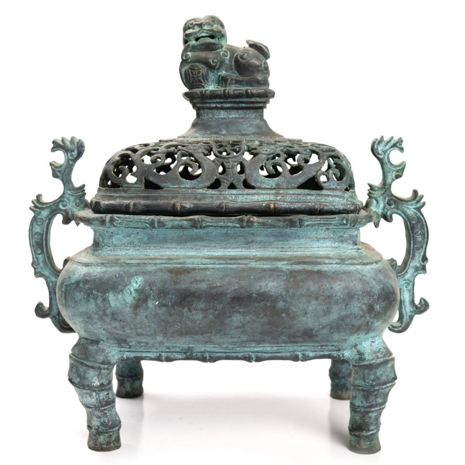 Chinese Lion Lid Bronze Incense Burner: H:9.75in(24.7cm) W:9.5in(24.1cm)