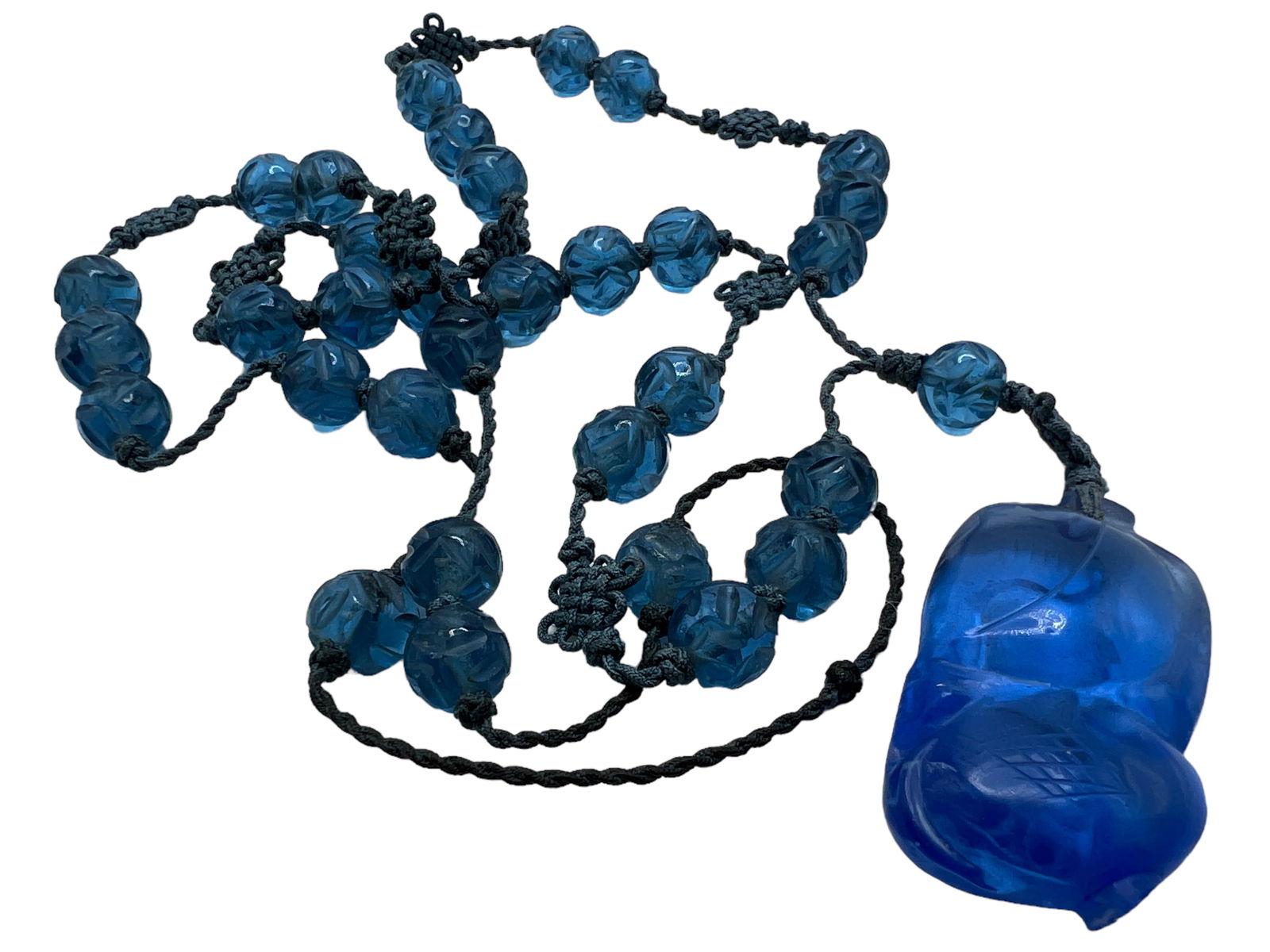 A Carved Bluesea / Blue Stone Beads Necklace (1 of 8)