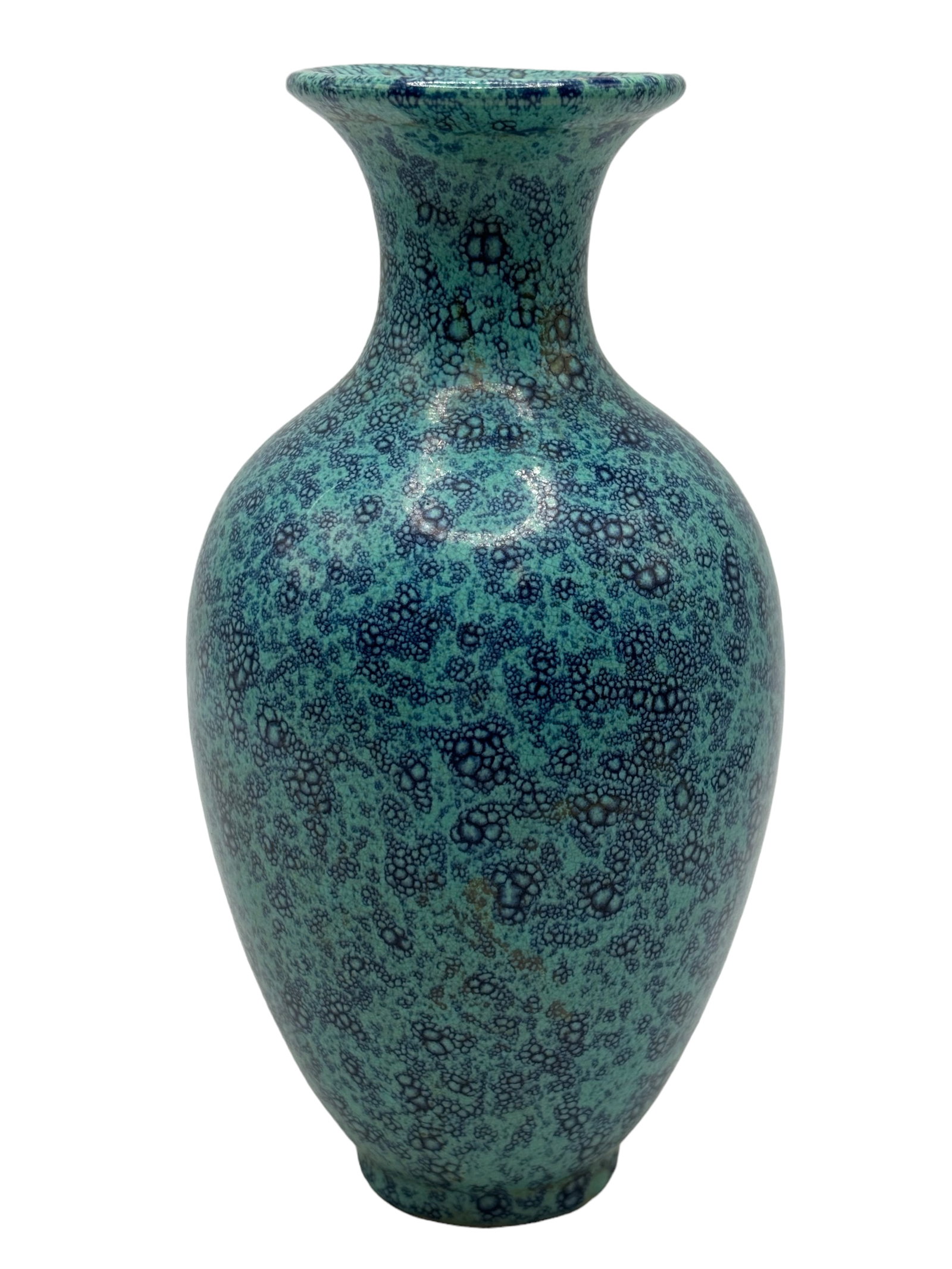A CHINESE ROBIN'S-EGG GLAZED VASE, Qianlong Marks: H : 5 1/4 in ( 13.34 cm ) W : 2 3/4 in ( 6.99 cm )