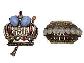 Vintage Signed Brooches Pin, Trifari