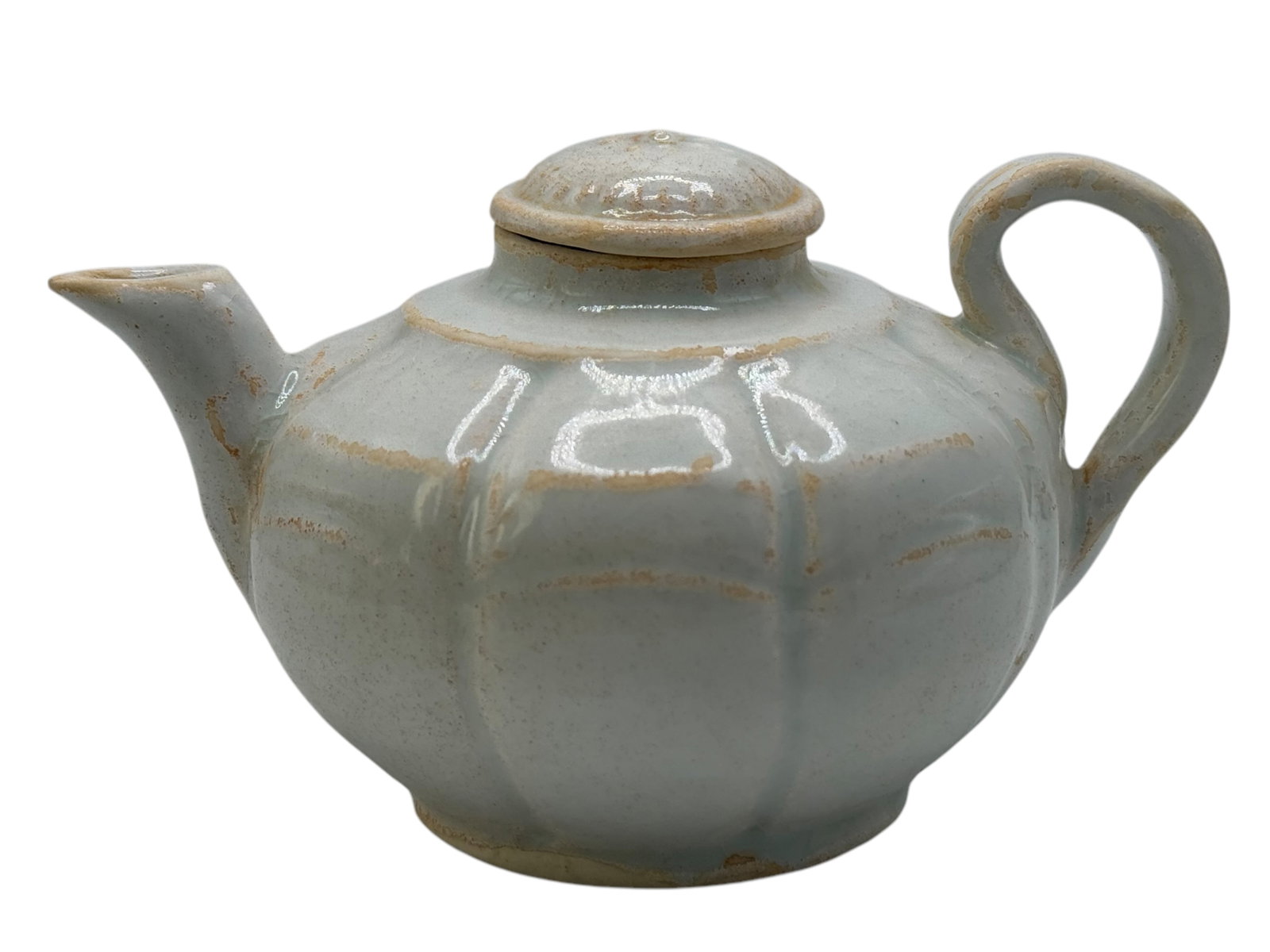 A Chinese QINGBAI Tea Pot: H : 4 3/4 in ( 12.07 cm ) W ; 3 in ( 7.62 cm )