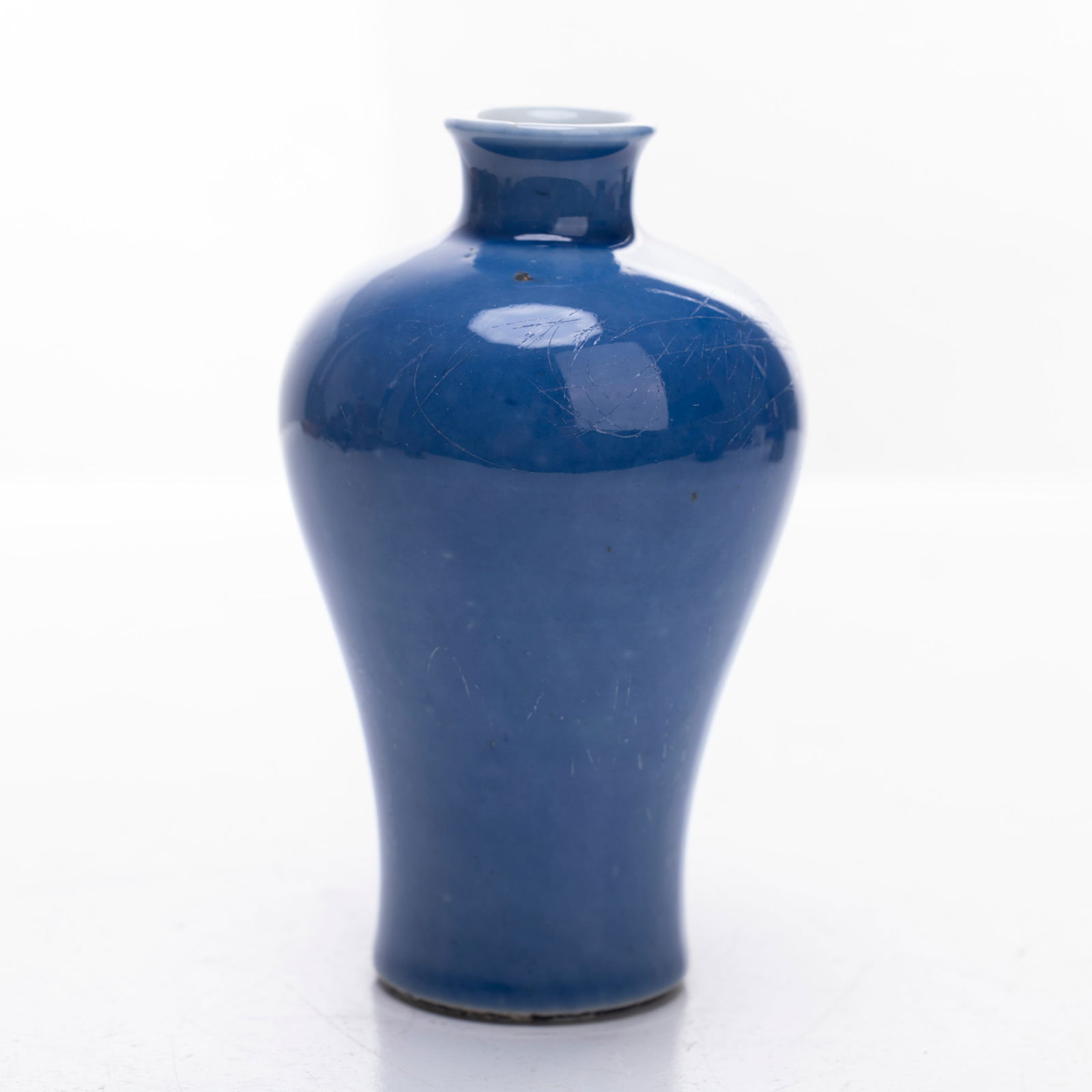 A Small Chinese Blue Glazed Vase (1 of 7)