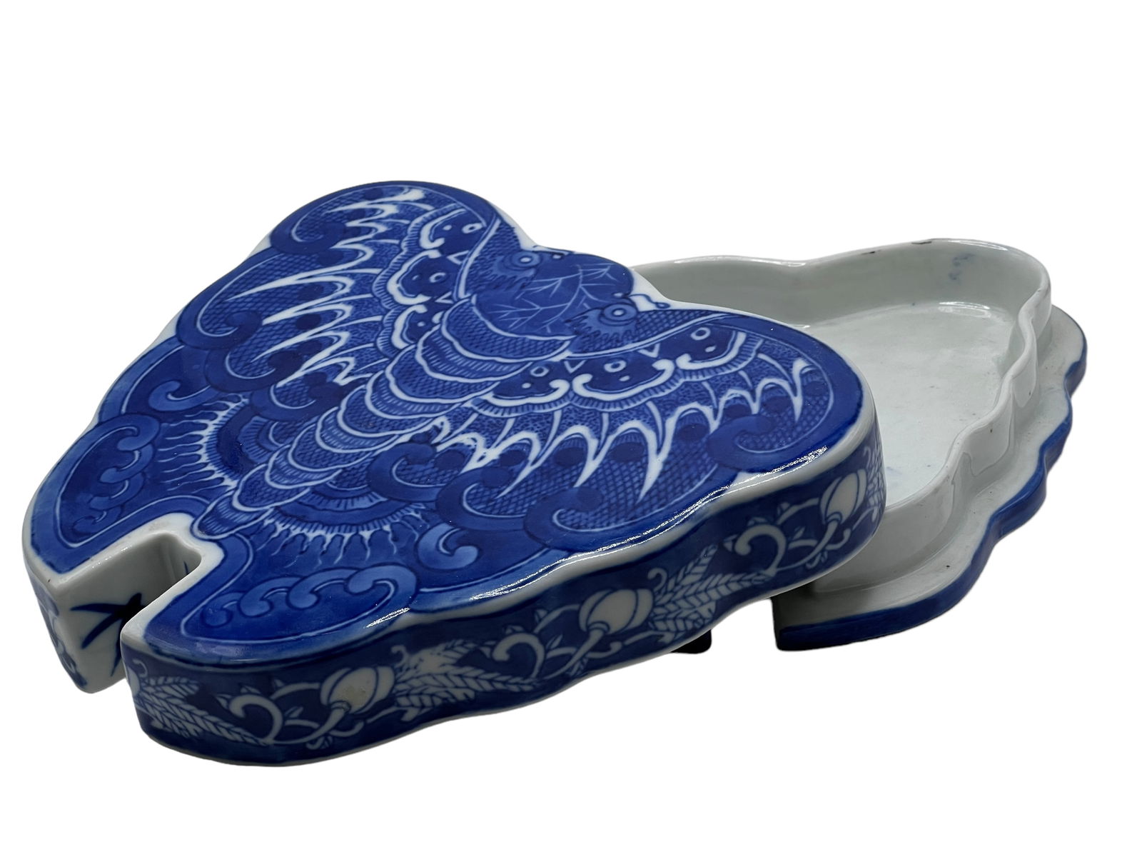 A Chinese Blue and White Butterfly Box (1 of 6)