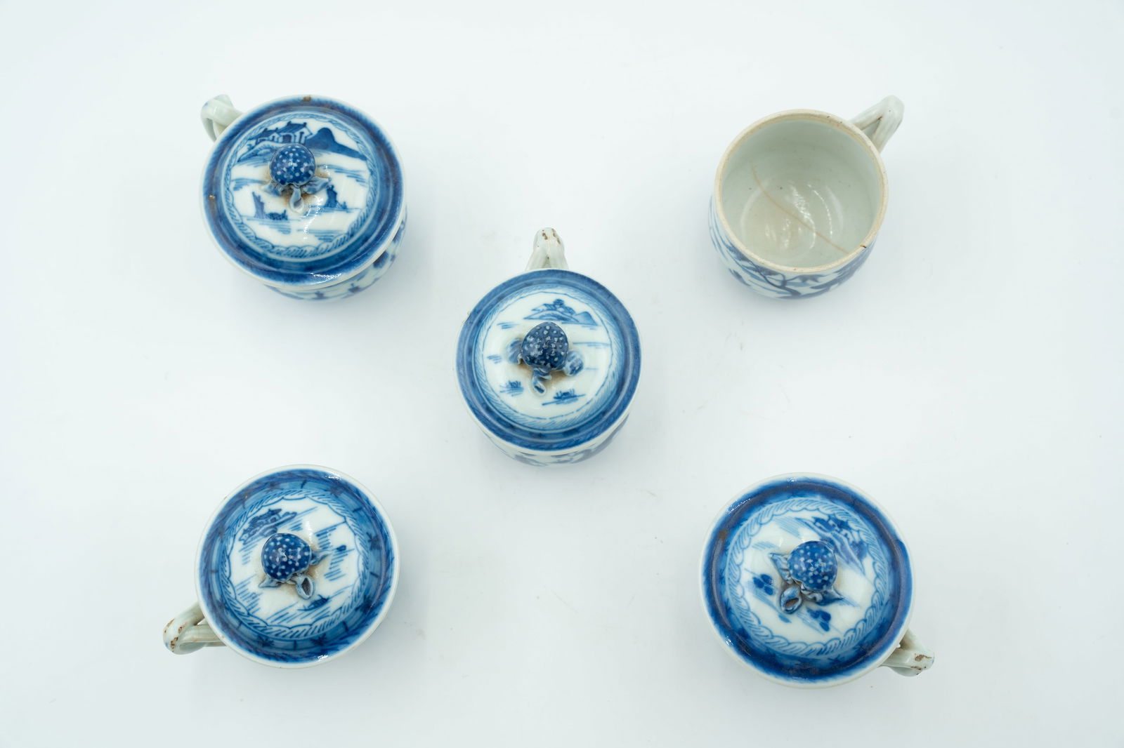Five Blue and White Porcelain Mug with Landscape S (1 of 14)