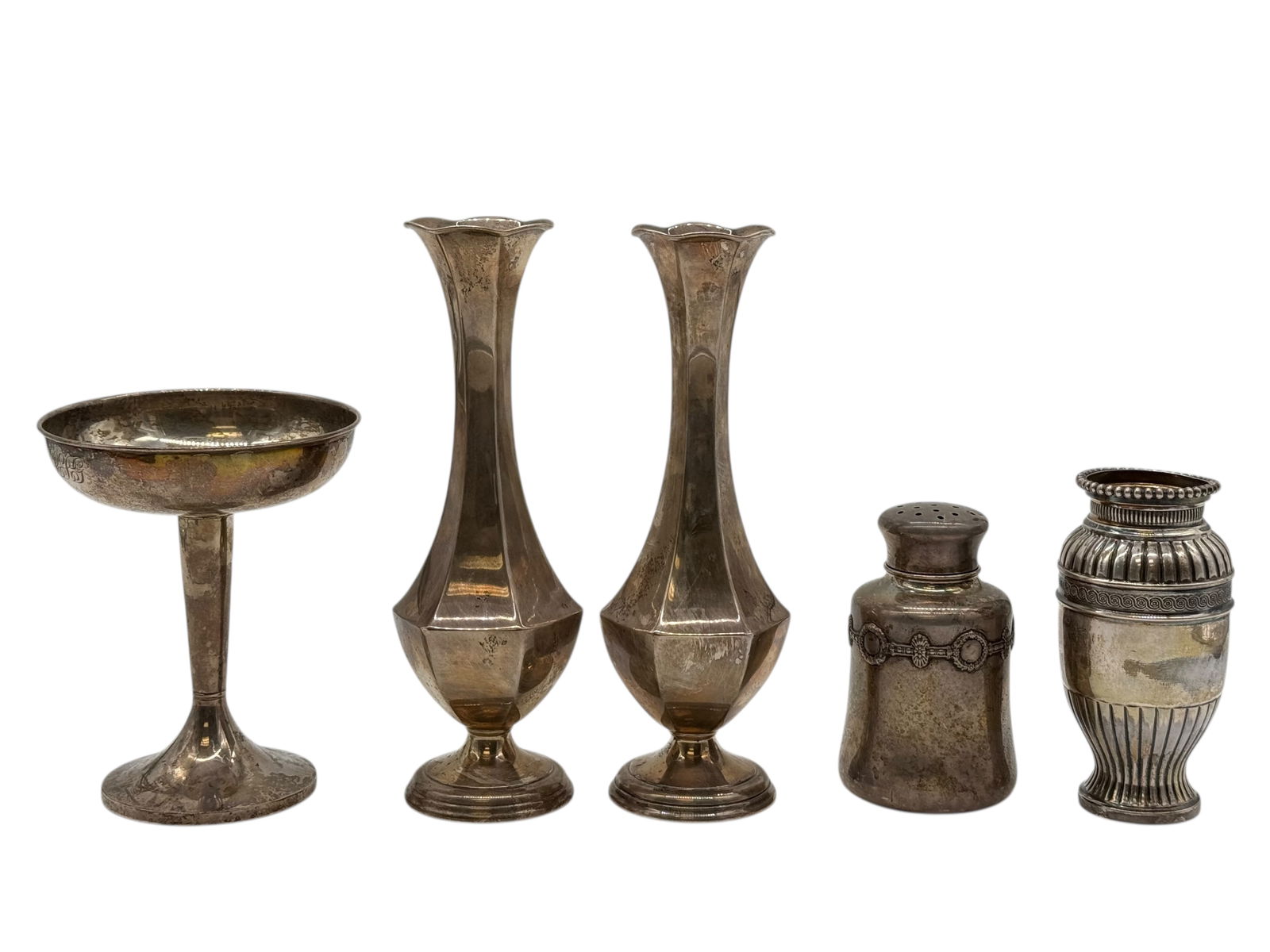 Group of Sterling Silver Tablewar / Pepper Shaker (1 of 9)