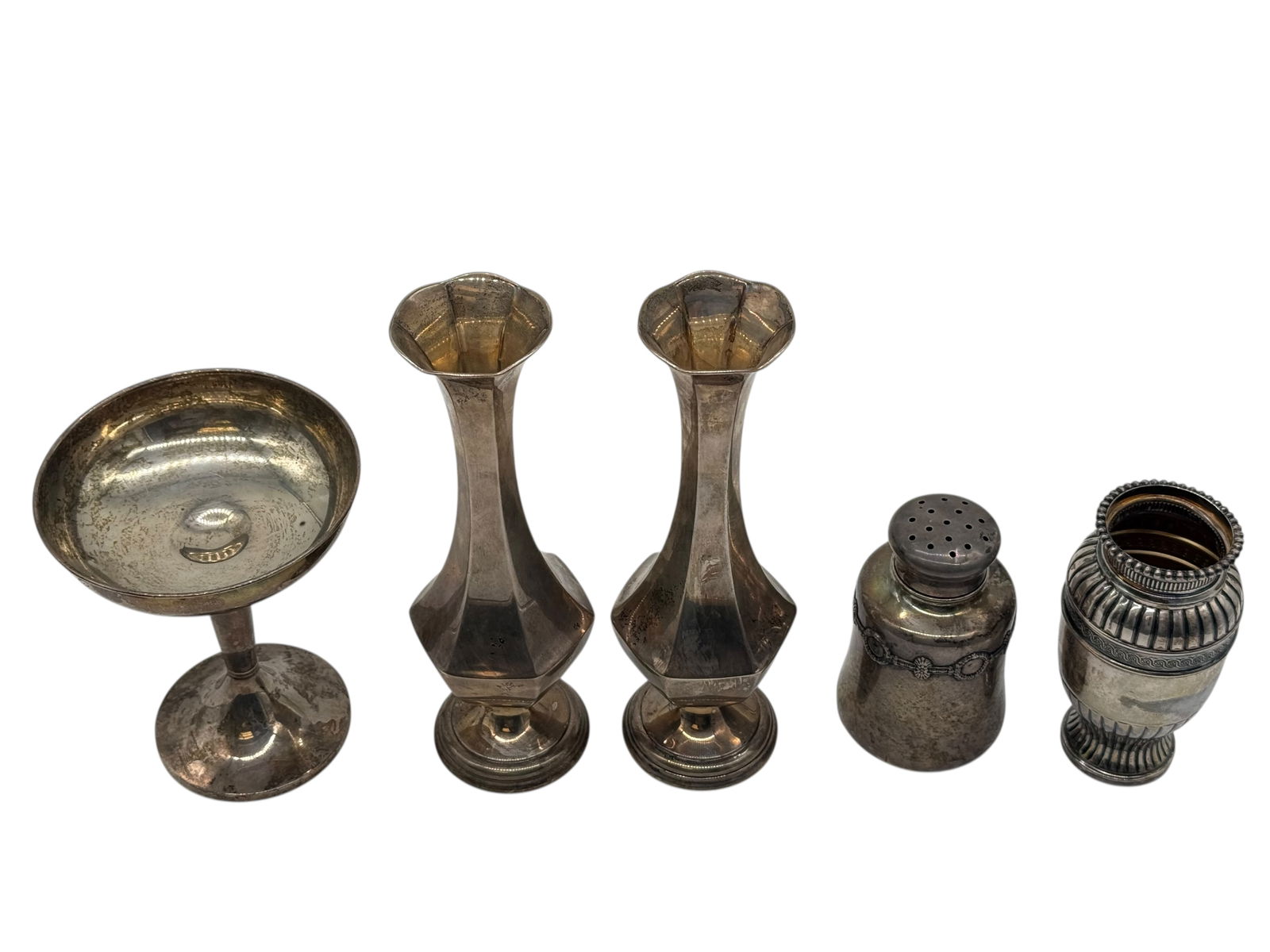 Group of Sterling Silver Tablewar / Pepper Shaker - 4