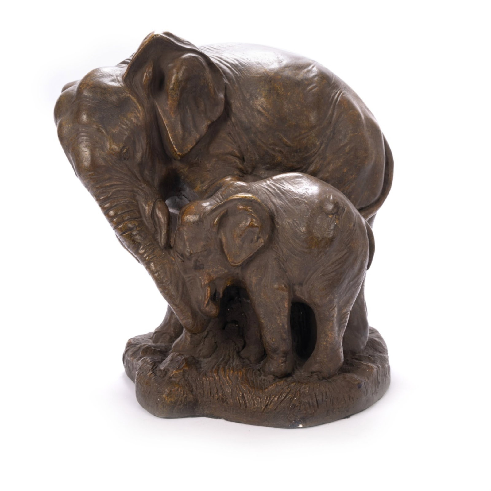 AMERICAN ARTS CRAFTS POTTERY / CERAMIC ELEPHANTS: 12 3/4in(32.3cm) W:12in(30.4cm)